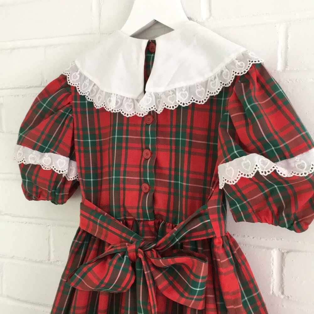 Classic Vintage Girls Chritmas Plaid Dress With Big White Eyelet/Lace Collar - Picture 5 of 9